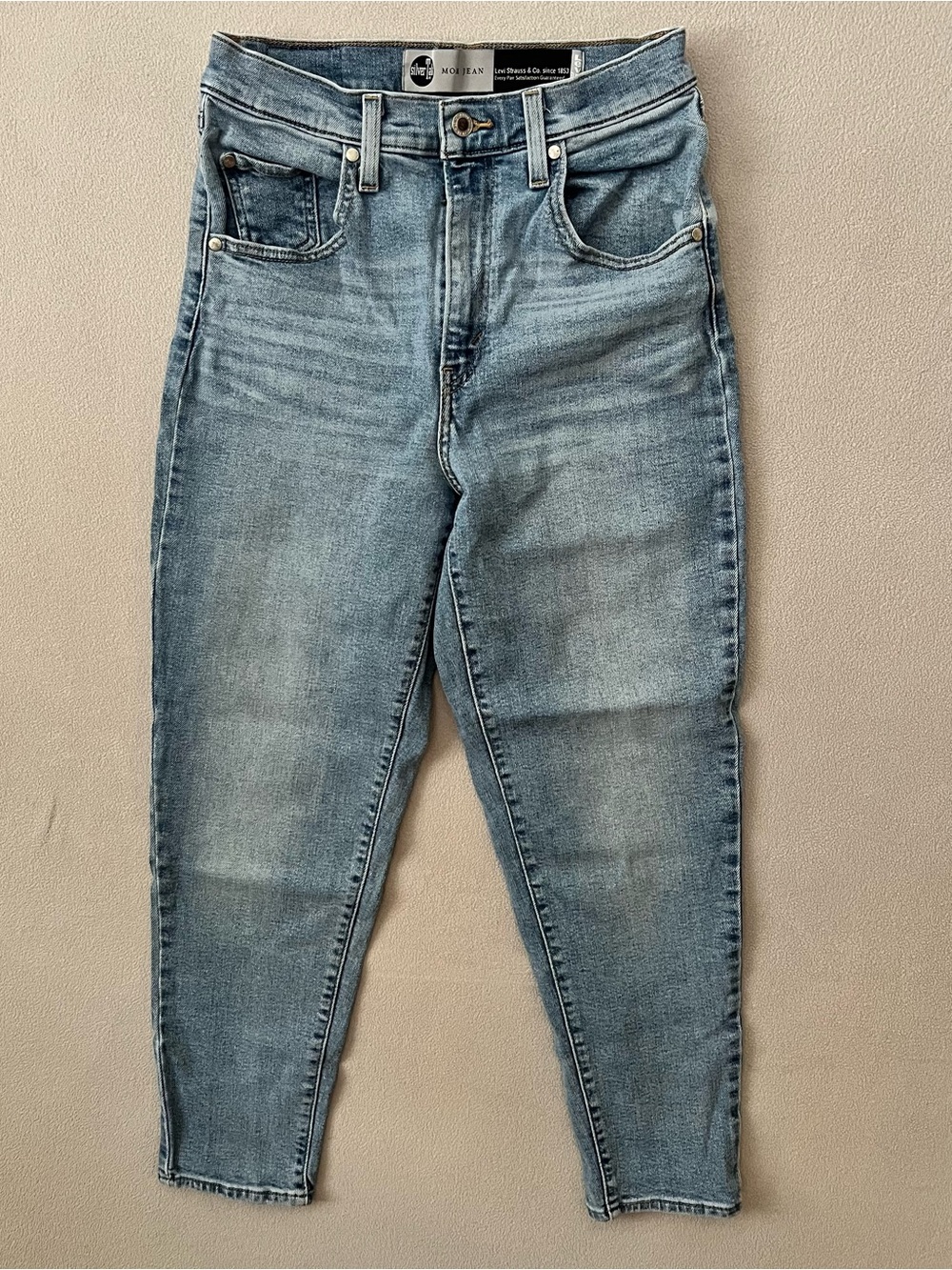 Levi’s Silver Tab Mom Jean Light Blue Women’s Jeans - Size 28